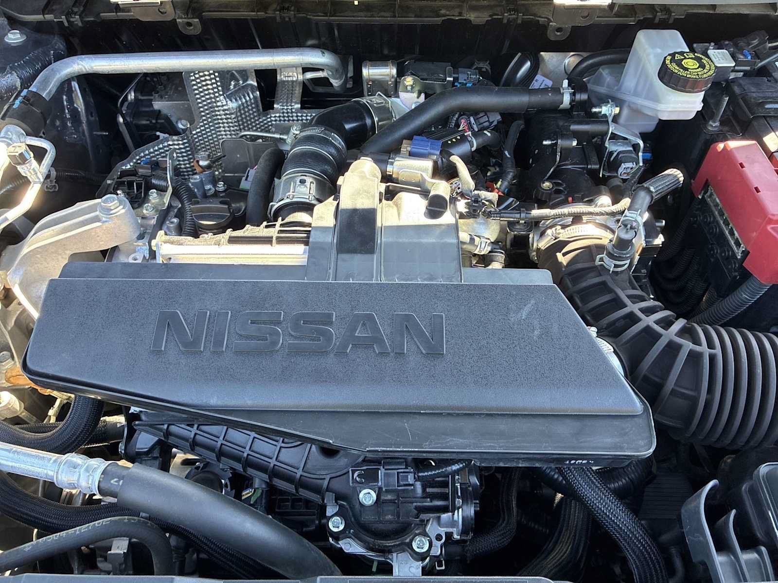 Used 2024 Nissan Rogue S AWD/4WD image 17