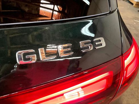 Used 2024 Mercedes-Benz GLE 53 AMG 4MATIC image 11