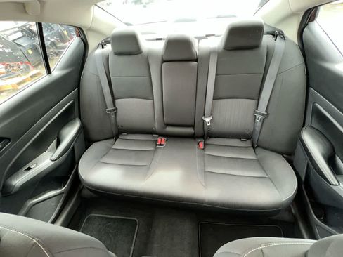 Used 2024 Nissan Altima 2.5 SV w/ SV Premium Package FWD image 23