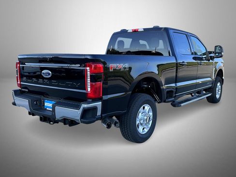 New 2026 Ford F350 XLT w/ XLT Premium Package AWD/4WD image 5