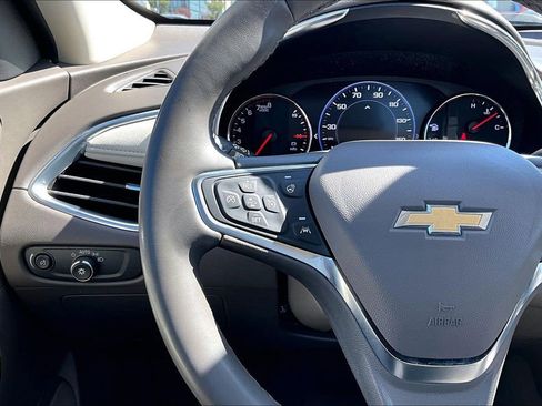 Used 2024 Chevrolet Malibu LT FWD image 11