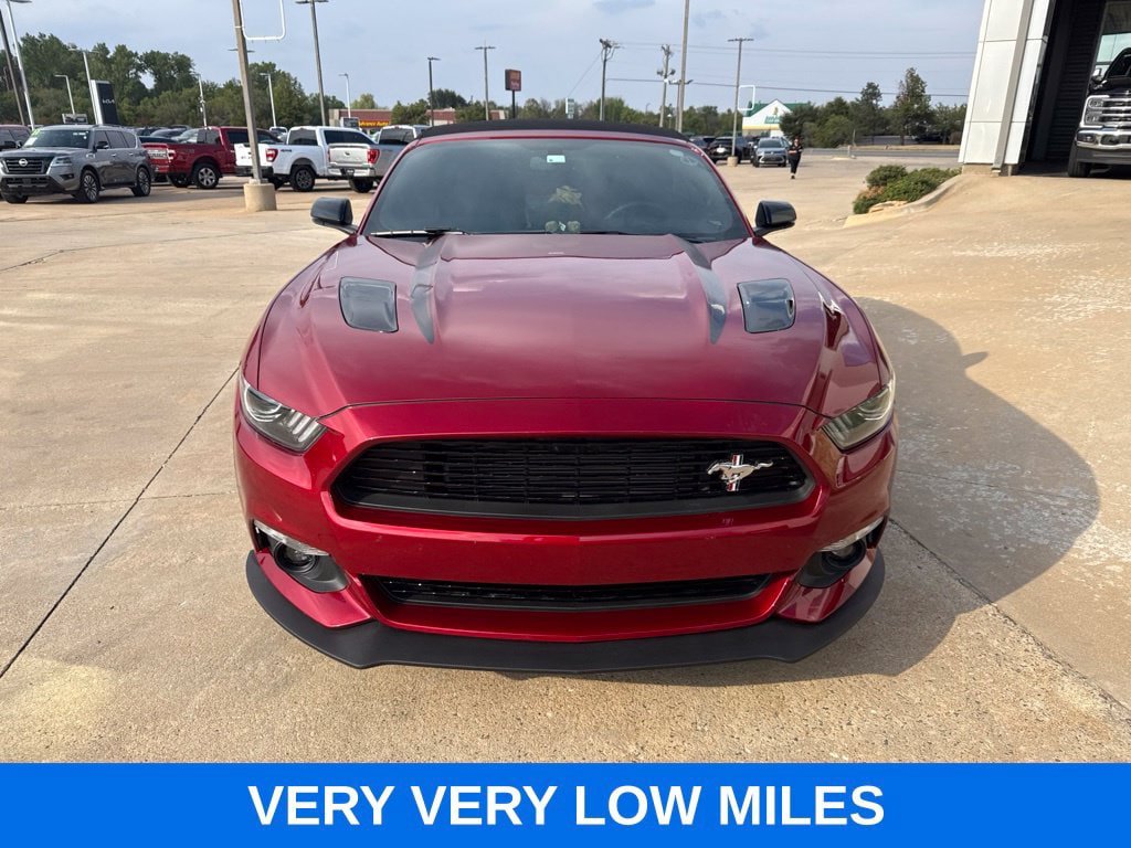 Used 2017 Ford Mustang GT Premium w/ Equipment Group 401A RWD image 2