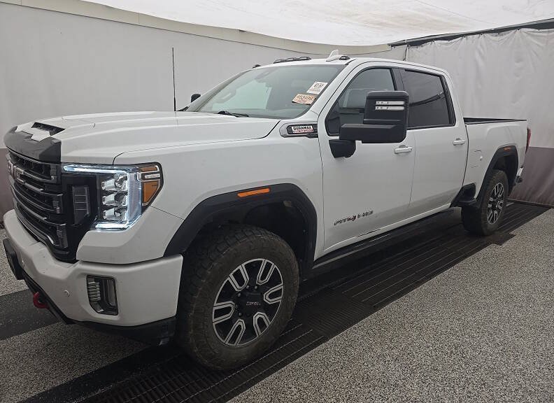 Used 2022 GMC Sierra 2500 AT4 w/ AT4 Preferred Package AWD/4WD image 1