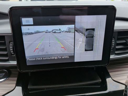 Used 2022 Ford Explorer Limited w/ Equipment Group 301A RWD image 27