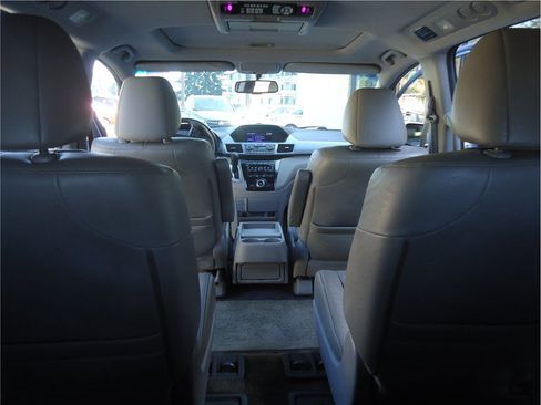 Used 2011 Honda Odyssey EX-L image 23