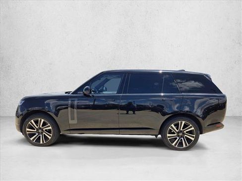 Used 2023 Land Rover Range Rover Long Wheelbase SE AWD/4WD image 8