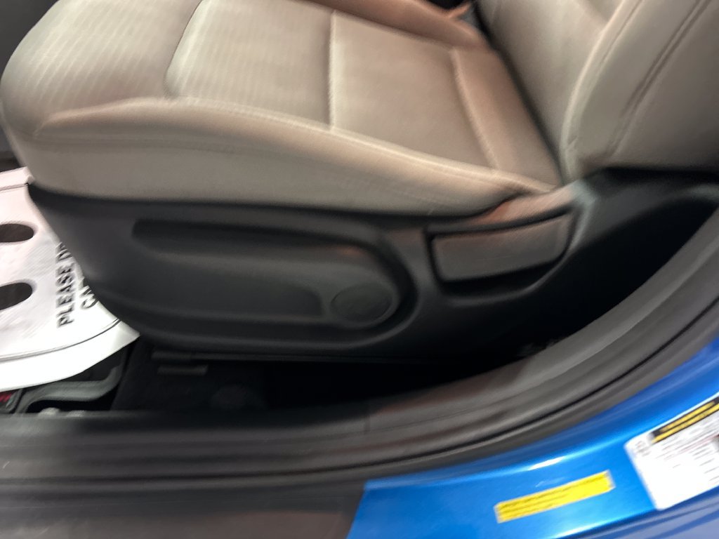 Used 2017 Hyundai Elantra SE FWD image 11