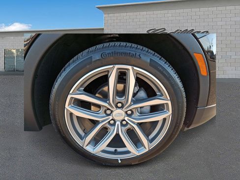 Certified 2023 Cadillac XT4 Sport w/ Cold Weather Package image 8