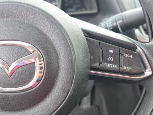 Used 2018 MAZDA MAZDA3 Sport FWD image 15