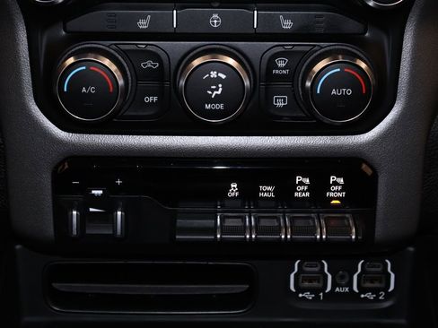 Used 2021 RAM 1500 Big Horn AWD/4WD image 26