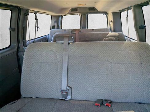 Used 2019 Chevrolet Express 3500 LT w/ LT Preferred Equipment Group image 15