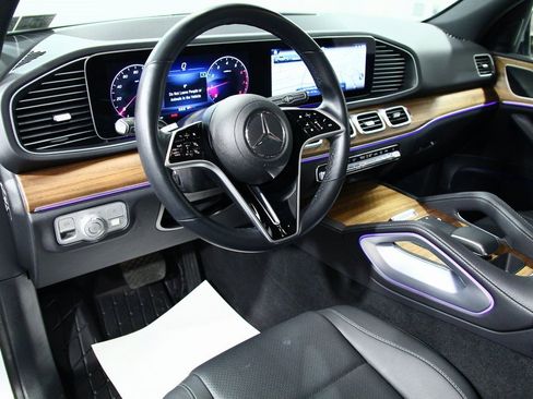 Used 2025 Mercedes-Benz GLE 350 4MATIC image 5