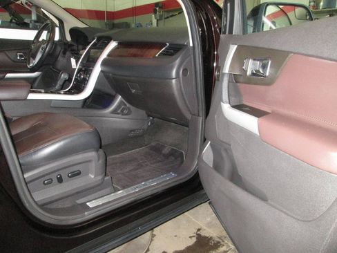 Used 2013 Ford Edge Limited AWD/4WD image 21