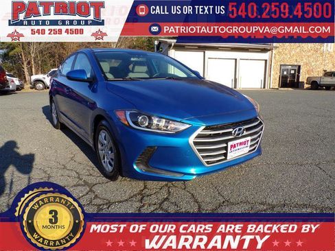 Used 2017 Hyundai Elantra SE image 1
