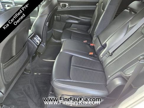 Certified 2025 Kia Sorento S image 13