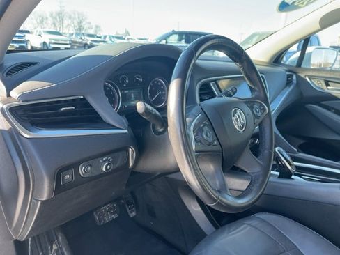 Used 2019 Buick Enclave Essence image 16