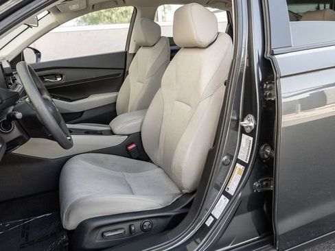 Used 2023 Honda Accord EX image 11