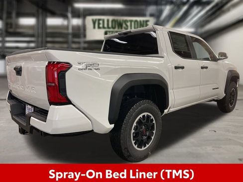 New 2025 Toyota Tacoma TRD Off-Road image 4