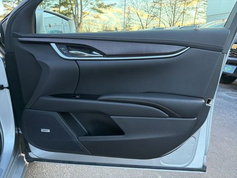 Used 2019 Cadillac XTS Luxury w/ Driver Awareness Package image 27