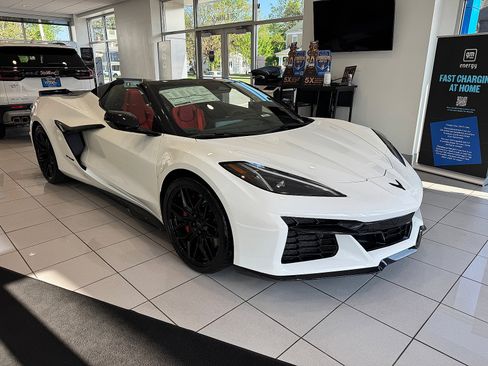 New 2026 Chevrolet Corvette Z06 w/ Stealth Interior Trim Package RWD image 3