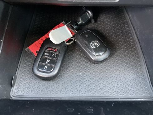 Used 2023 Honda Accord EX-L image 43