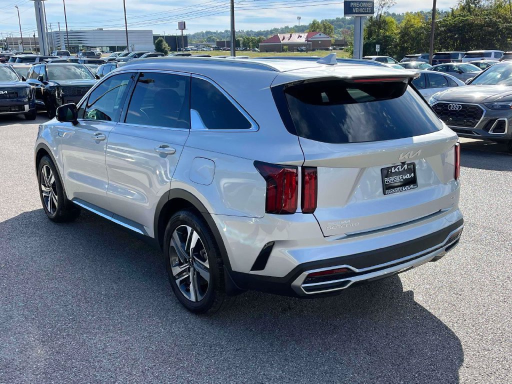 Used 2023 Kia Sorento SX Prestige w/ Panoramic Sunroof Package AWD/4WD image 32