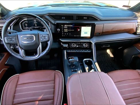 Used 2023 GMC Sierra 1500 Denali Ultimate image 15