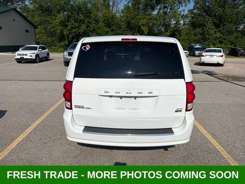 Used 2019 Dodge Grand Caravan GT FWD image 3