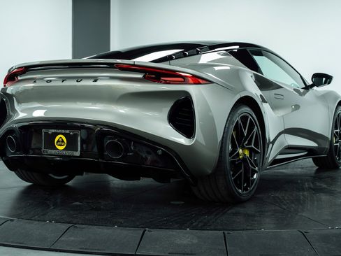 New 2026 Lotus Emira SE image 3