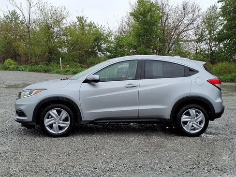 Used 2019 Honda HR-V EX image 9