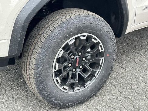 New 2026 GMC Canyon AT4 image 7