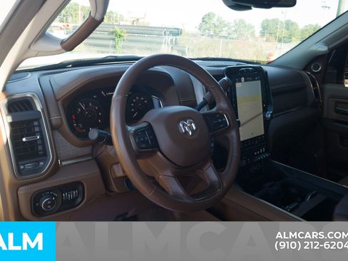 Used 2024 RAM 2500 Limited w/ Towing Technology Group image 15