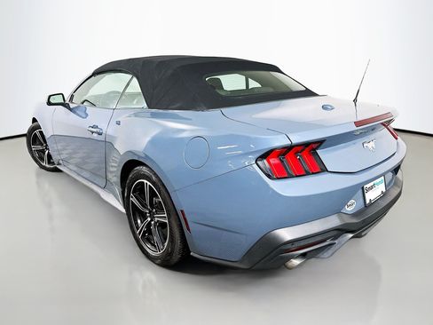 Used 2024 Ford Mustang Convertible RWD image 5