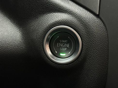 Used 2025 GMC Sierra 1500 Pro w/ Pro Value Package image 21