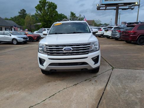 Used 2020 Ford Expedition XLT w/ Equipment Group 202A image 2
