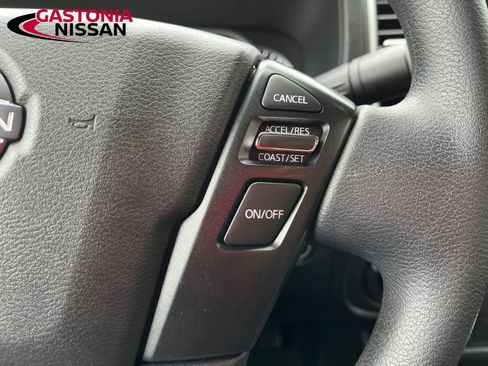 Used 2023 Nissan Frontier SV image 25