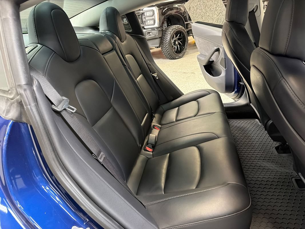 Used 2021 Tesla Model 3 Performance AWD/4WD image 36