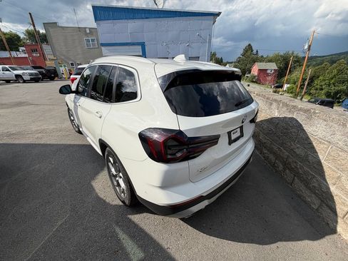Used 2023 BMW X3 xDrive30i w/ Premium Package AWD/4WD image 3