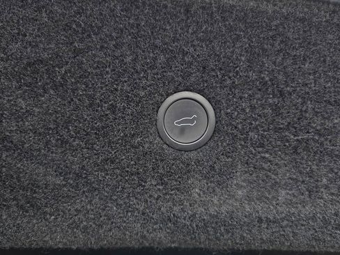 Used 2021 Tesla Model S Long Range image 26