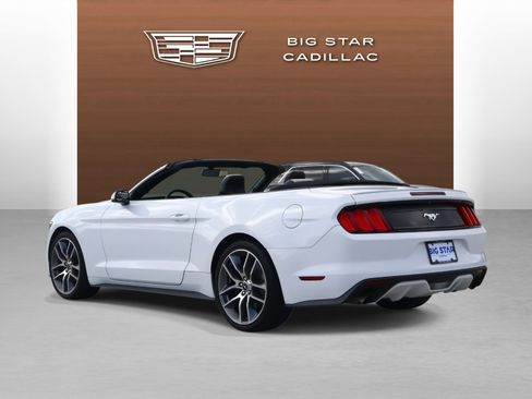 Used 2015 Ford Mustang Premium image 3