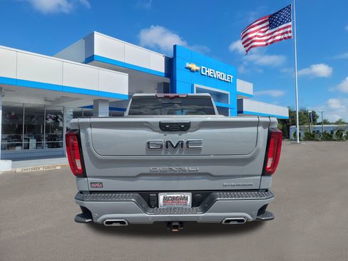 Used 2025 GMC Sierra 1500 Denali Ultimate AWD/4WD image 4