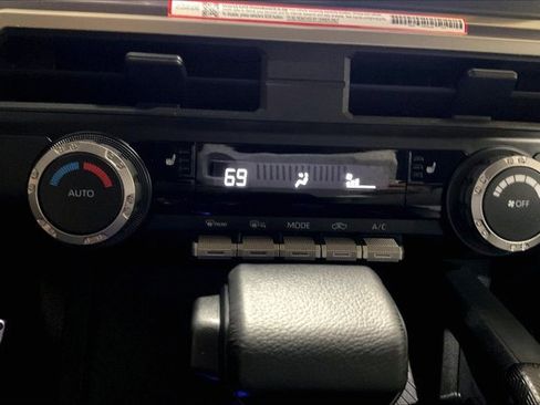 Certified 2025 Toyota Tacoma TRD Sport image 32