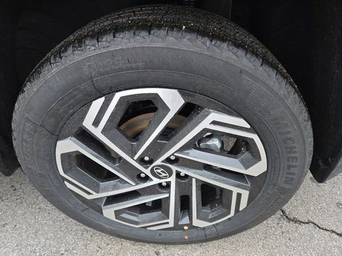 New 2026 Hyundai Tucson Limited image 31