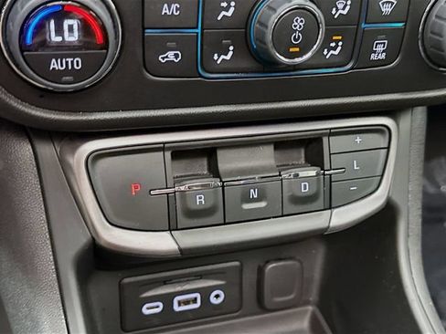 Used 2024 GMC Terrain AT4 w/ Infotainment Package II AWD/4WD image 18