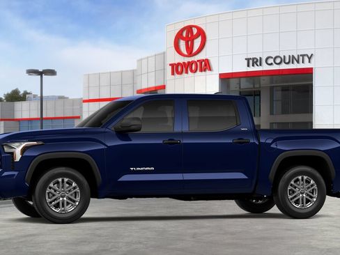 New 2026 Toyota Tundra SR5 AWD/4WD image 3