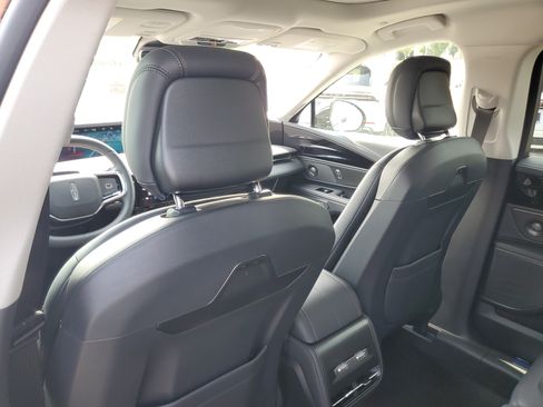 New 2026 Lincoln Nautilus Premier w/ Equipment Group 102A AWD/4WD image 29
