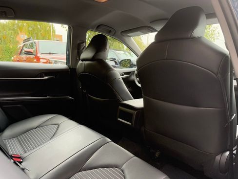 Used 2024 Toyota Camry SE w/ Cold Weather Package image 17