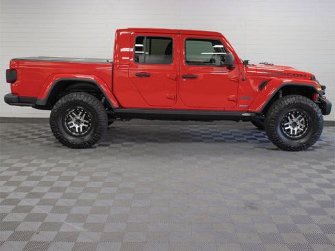 Used 2020 Jeep Gladiator Rubicon AWD/4WD image 2