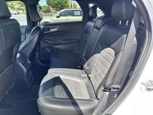 Used 2020 Ford Edge ST-Line FWD image 13
