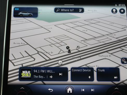 New 2026 Mercedes-Benz EQE 320 4MATIC SUV image 20